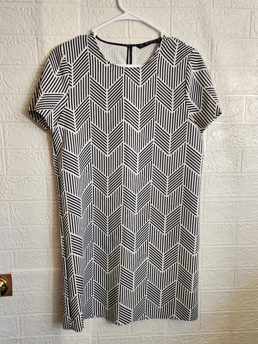 Zara Blue and White Chevron Shift Mini Dress